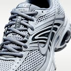 나이키 에어맥스 모토 2K 반사 디자인 액센트 여성 신발