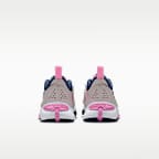 Nike Team Hustle D 11 Younger Kids' Shoes