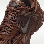 Nike Zoom Vomero 5 Women's Shoe with Reflective Design Accents