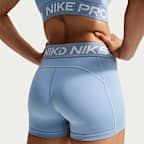 Nike Pro Normal Belli 8 cm Kadın Bisiklet Şortu