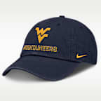 Gorra universitaria Nike ajustable para hombre West Virginia On-Field Club Gameday