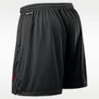 Shorts Nike Dri-FIT de la NFL para hombre Washington Commanders Sideline Reversible