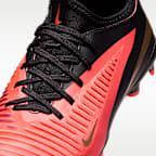 Nike Jr. Phantom 6 Low Academy Older Kids' Multi-Ground Football Boots