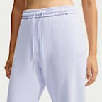 Pants oversized de tiro alto con dobladillo para mujer Nike Studio Fleece Medium Weight