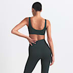 NikeSKIMS Matte Women's Scoop-Neck Bra