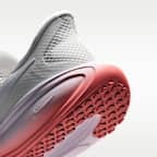 รองเท้าวิ่งโร้ดรันนิ่งผู้หญิง Nike Revolution 8 EasyOn