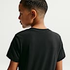 Nike Sportswear Older Kids' T-Shirt