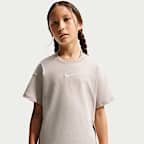 Nike Sportswear Essential Big Kids' (Girls') T-Shirt