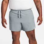 Nike Stride Shorts de correr Dri-FIT de 18 cm 2 en 1 para hombre