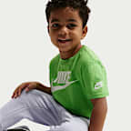 Playera de hoja perenne infantil Nike Futura