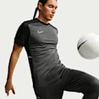 Nike Academy Men's Dri-FIT Short-Sleeve Football Top