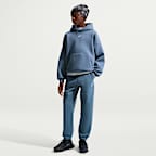 Nike Solo Swoosh Fleece Dar Paçalı Çocuk Basketbol Eşofman Altı