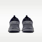 Tenis acondicionados para el invierno para hombre Nike Zoom Vomero Roam