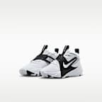 รองเท้าเด็กเล็ก Nike Team Hustle D 12
