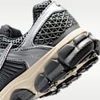 Tenis para niños grandes Nike Vomero 5