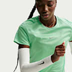 Nike Swift Women's Aero-FIT Short-Sleeve Running Top