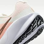 Tenis de correr en pavimento para mujer Nike Downshifter 13