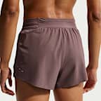 Shorts de correr Dri-FIT de tiro medio de 7 cm con forro de ropa interior para mujer Nike Swift