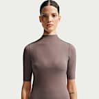 NikeSKIMS Weightless Women's Short-Sleeve T-Shirt