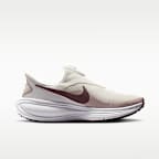 Nike Revolution 8 EasyOn Straßenlaufschuh (Damen)