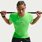 Playera de fitness ajustada de manga corta Dri-FIT para hombre Nike Pro