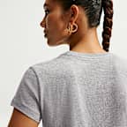 Playera de manga corta con gráfico para mujer Nike Sportswear