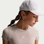 T-shirt o skróconym kroju dla dużych dzieci (dziewcząt) Nike Sportswear