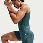 Nike Pro Sculpt Dri-FIT Yüksek Belli 13 cm Kadın Bisiklet Şortu