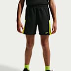 Nike Miler Dri-FIT Genç Çocuk Antrenman Şortu