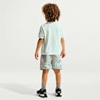 Nike Sportswear Club Toddler 2-Piece Floatie T-Shirt and Shorts Set