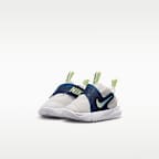 Tenis para bebé e infantil Nike Team Hustle D 12