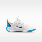 Nike Omni Multi-Court Older Kids' Indoor Court Shoes
