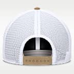 Gorra de rejilla universitaria Nike Dri-FIT ajustable para hombre West Virginia Primetime Arched