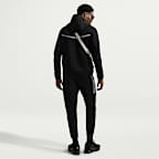 Tottenham Hotspur Tech Fleece Men's Nike Windrunner Jacket