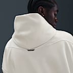 Nike Standard Issue Men's Therma-FIT Brushed Basketball Pullover Hoodie