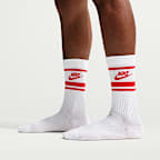 Nike Sportswear Dri-FIT Everyday Essential Crew Socks (3 Pairs)