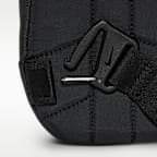Torba przez ramię Nike Tech Nike Commute (1 l)