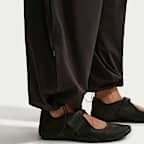 NikeSKIMS Stretch Nylon Pantalón oversize - Mujer