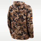 Playera de manga larga universitaria Nike Dri-FIT con gorro para hombre USC Military Appreciation