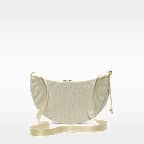 Torba przez ramię w kształcie półksiężyca Nike Aura (4 l)