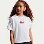 T-shirt o pudełkowym kroju dla dużych dzieci (dziewcząt) Nike Sportswear