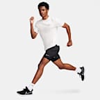 Nike Stride Shorts de correr Dri-FIT de 18 cm 2 en 1 para hombre