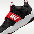 Nike Team Hustle D 12 Older Kids' Basketball Shoes