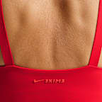 Camiseta de tirantes con cuello cuadrado para mujer NikeSKIMS Matte