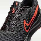 Chaussure de running sur route Nike Run Defy pour homme