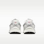 Nike V5 RNR Women's Shoes with Reflective Design Accents