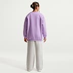 Nike Studio Fleece Oversize Crew Genç Çocuk (Kız) Sweatshirt'ü