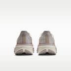 Nike Pegasus 42 Straßenlaufschuh (Damen)
