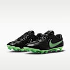 Tacos de fútbol de corte low Nike Tiempo Ligera Pro para terreno firme