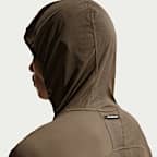 Playera de trail running Dri-FIT con gorro con protección contra los rayos UV para hombre Nike ACG "Solar Chase"